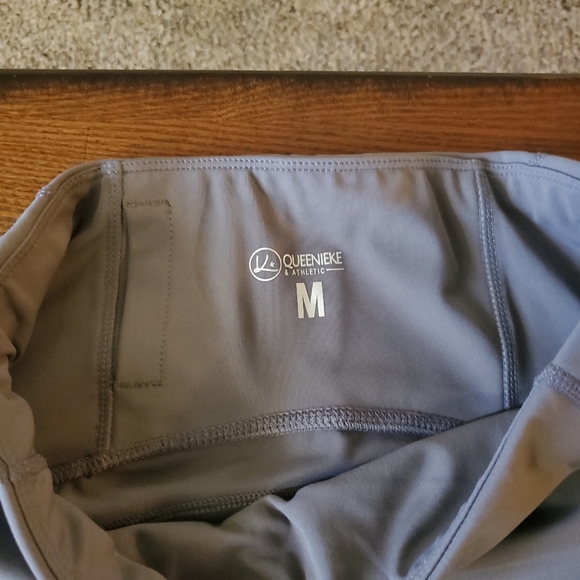 Gray Queenieke leggings - Picture 2 of 4